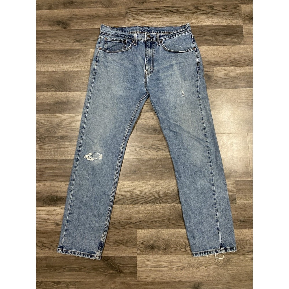 Levi's 505‎ Jeans Size 34 x 32 Blue Light Wash  Denim Straight Fit